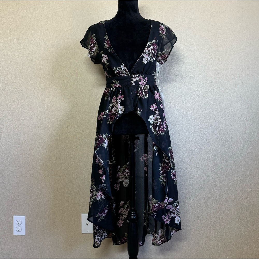 Live 4 Truth top women small sheer floral short sleeve high/low kimono top black